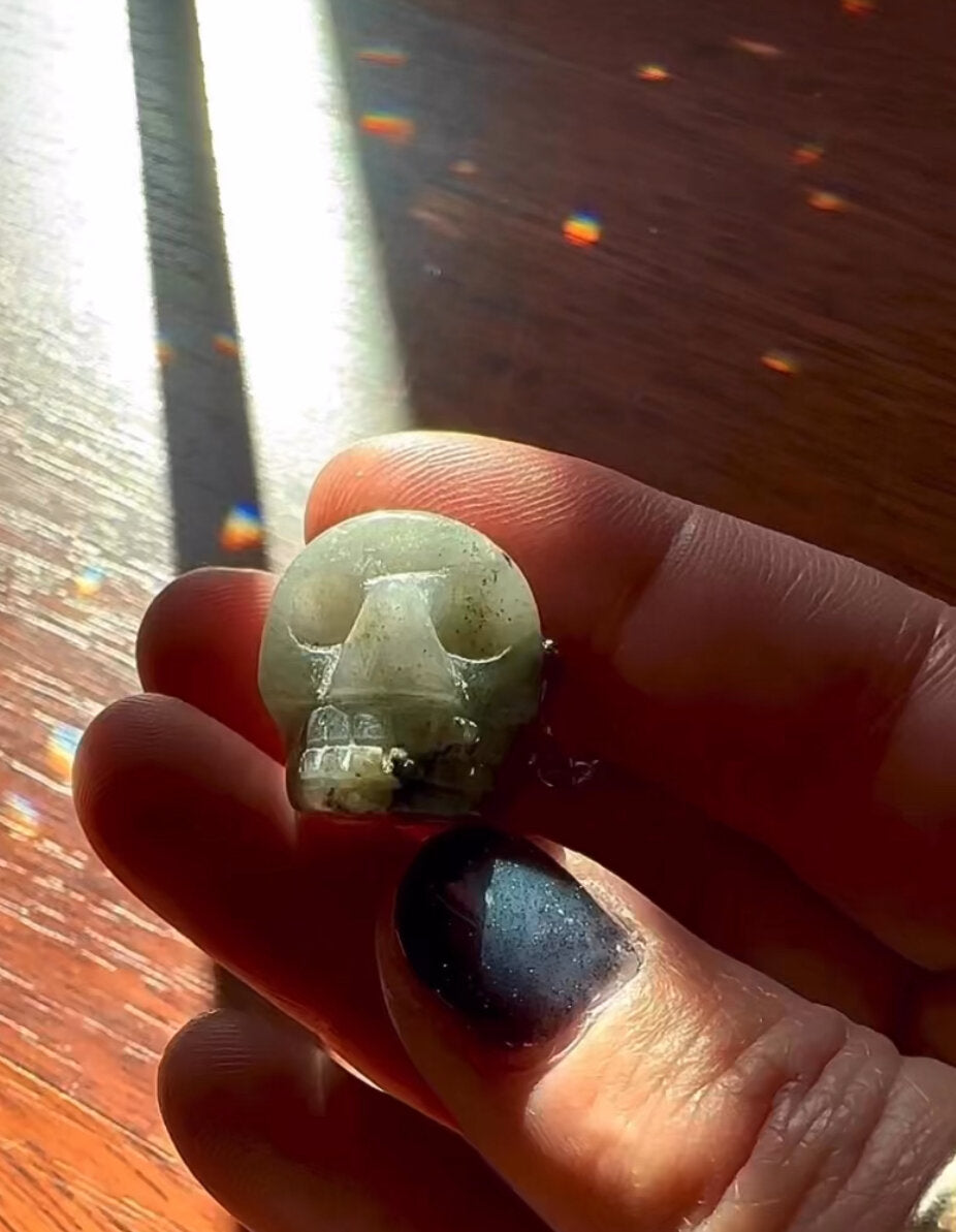 Labradorite Skull