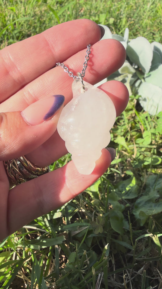 Quartz seashell