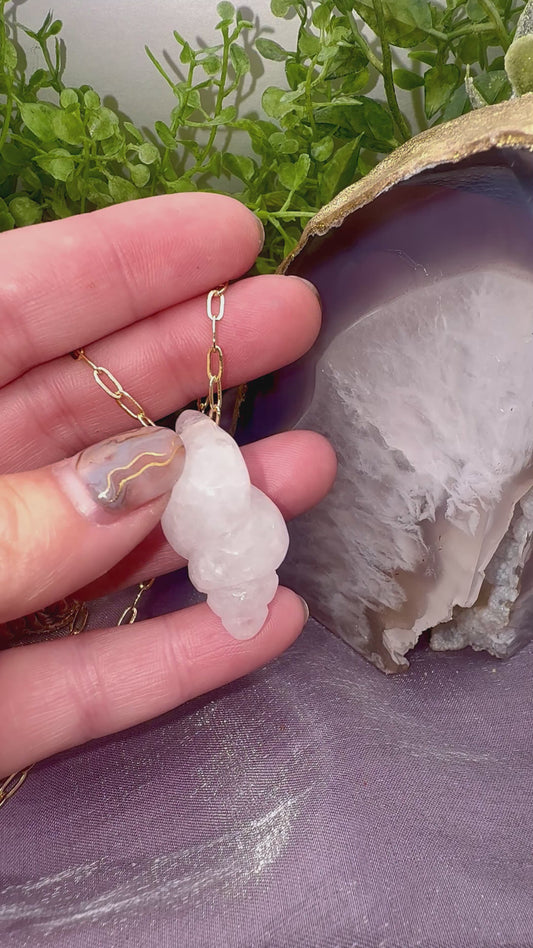 Quartz Shell pendant!